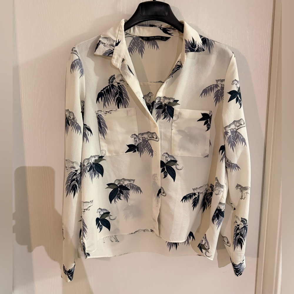 Zara Size M Women's Long-Sleeve Button-Down With Panther Print Top